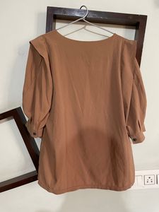 Korean Top
