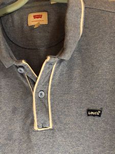 Levi&#39;s Cotton T-shirt