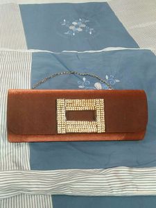 New And Pretty Clutch💫