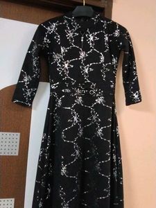 Elegant Black Print Dress