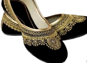 Black Ethnic Jutti