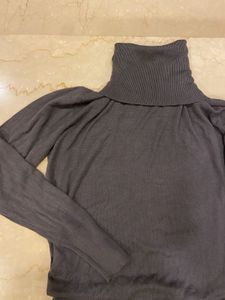 High Neck Top