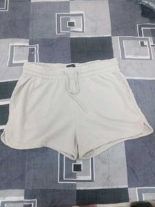 H&amp;M shorts