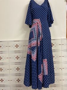 LONG MAXI DRESS WITH UMBRELLA SLEEVES