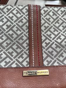 Tommy Hilfiger Cross Body Bag-original