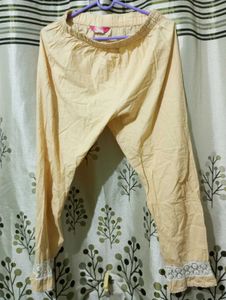 5 Sets Of Medium Size In Very Less Cost