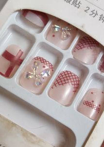Press-On Nail Set