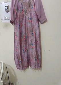 Floral Embroidered Kurta Set