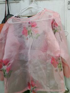 organza floral top.never used