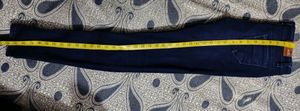 SALE TILL 5AM Levi&#39;s jeans