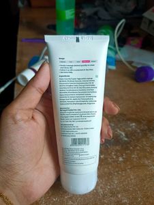 Re&#39;equil Ceramide &amp; Hyaluronic Acid Moisturiser