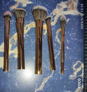 Mars Cosmetics 5 Face  brushes