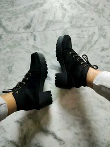 Stylish Black Chunky Heel Ankle Boots Women