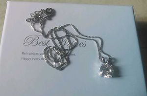 Elegant Silver Necklace with Cubic Zirconia