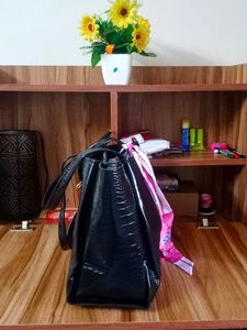 Trending Reaxine Cute Bag With A Ribbon