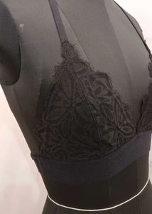 Lace Pink Brand Bra 32 To 34
