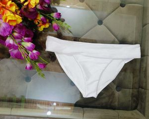 🇱🇷 Imported Stuff White Bottom Wear