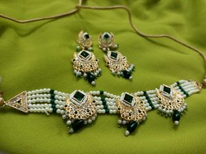 Elegant Green Jewelry Set