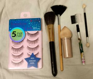 5 Pair Of  Eyelashes With Glue ..Brand New Pack