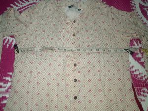 Shrug Type Top