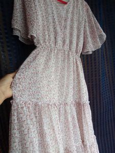 Floral Print Tiered Midi Dress