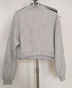 H&amp;M Crop Sweatshirt
