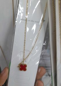 Clover Necklace
