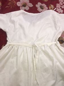 Elegant White Kurti frok