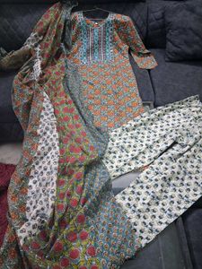 Floral Kurta Set L size