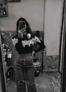 Cropped Long Sleeve Top