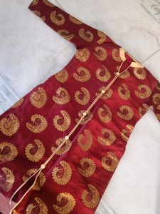 Marun Banarasi Kurta