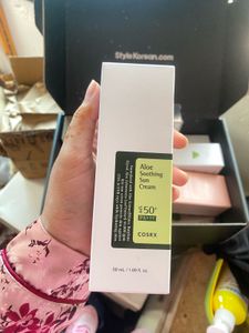 COSRX Aloe Soothing Sun Cream SPF50