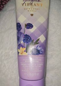 Bath & Body Works Gingham Vibrant Cream