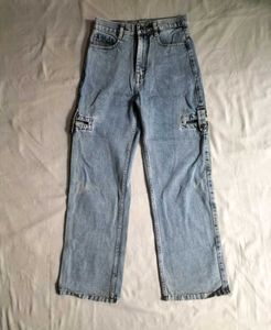 Straight Jeans