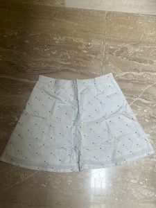 Cute White Mini Skirt (26-28inch) stretchable