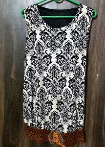Patterned Sleeveless Top