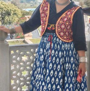 Stylish Blue Patterned Dress
