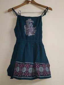 Sleeveless Blue Embroidered Short TOP/kurti