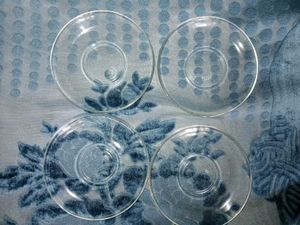 4 Glass Trays✨