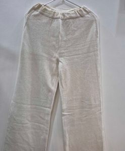 Stylish highwaisted woolen pants