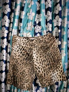 Women Leopard Print Shorts