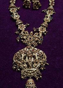 Temple Jewellery Set