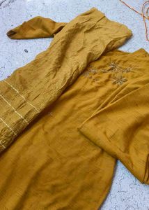 Mustard Colour Suit Pakistani Typ