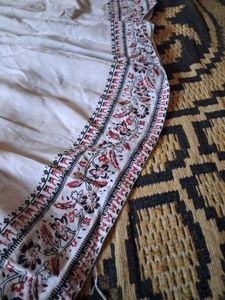 Embroidered White Ethnic Kurta