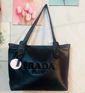 Beautiful Black Tote bag 💼 Unused
