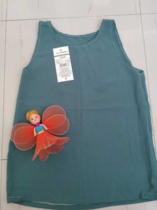 Vintage-Inspired Green Top