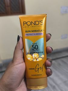 Pond&#39;s Sun Miracle SPF 50 Sunscreen