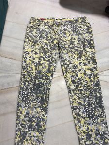 Patterned Casual Pants