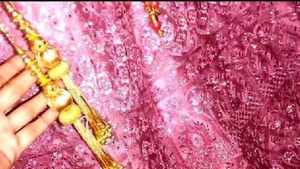 Rose Pink Heavy Embroidery Lahenga 💓