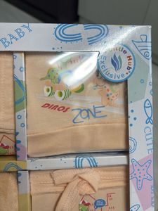 Little Hub Baby Clothing Gift Set